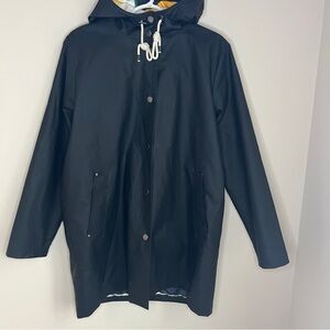 Pendleton Woolen Mills Black Utility Astoria Rain Jacket Coat Striped Lining Med